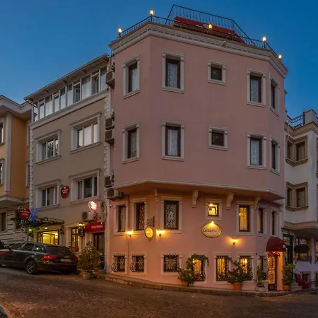 Otel Lynda