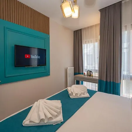 Lynda Otel 4*