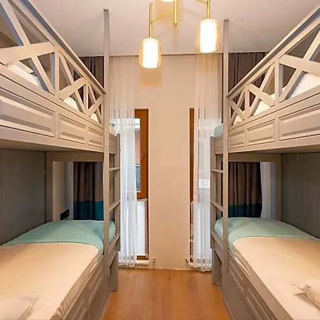 Otel Lynda 4*